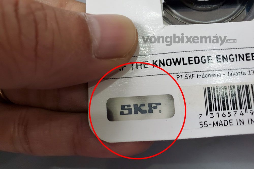 logo SKF khi dùng tay xát lên đến nhiệt độ khoảng 35 độ C